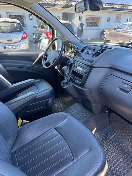 Mercedes-Benz Vito 113 14 of 16