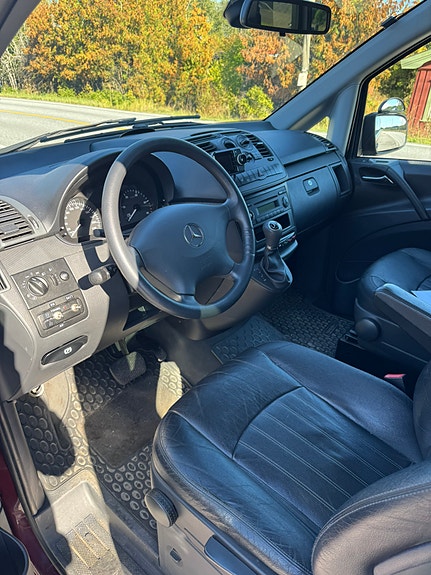Mercedes-Benz Vito 113 9 of 16