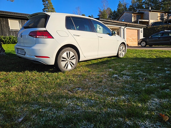 Volkswagen e-Golf VII 6 of 24