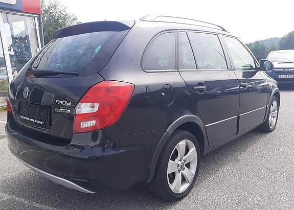 Skoda Fabia 4 of 24