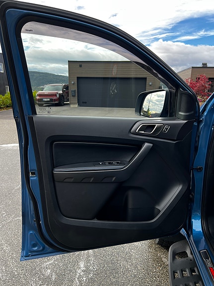 Ford Ranger Raptor 11 of 26