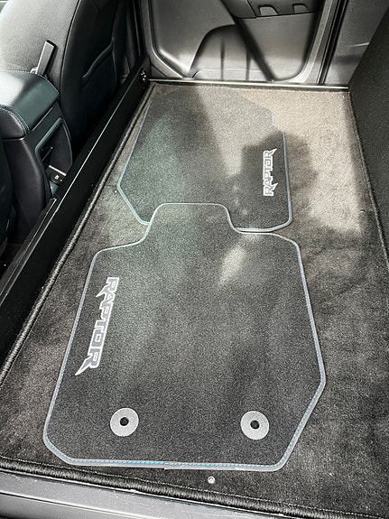 Ford Ranger Raptor 18 of 26