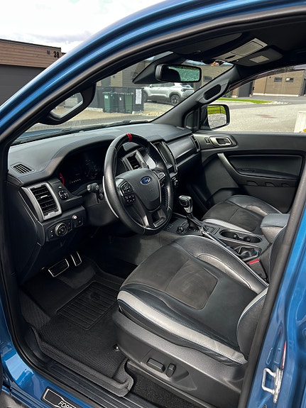 Ford Ranger Raptor 12 of 26