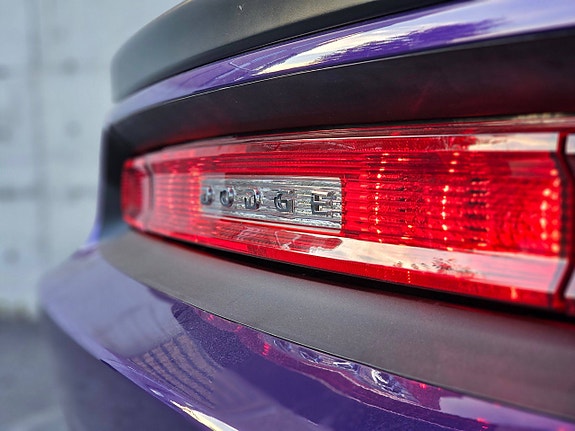 Dodge Challenger 15 of 30