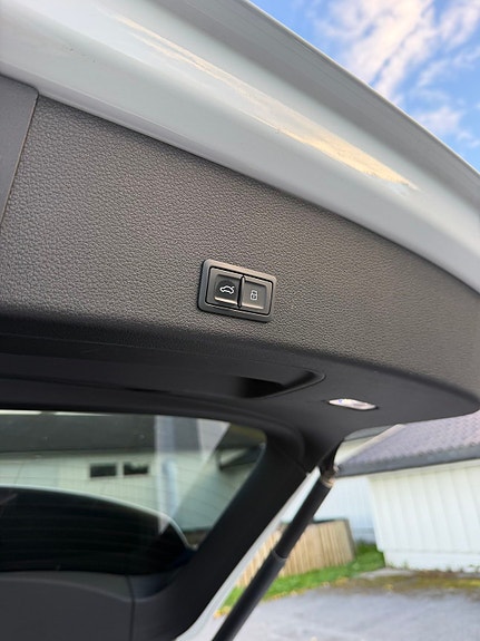 Audi e-tron 22 of 30