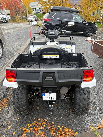 Polaris Sportsman X2 570 4 of 8