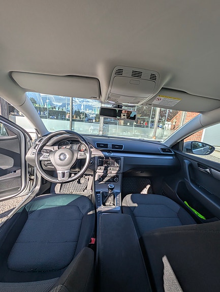 Volkswagen Passat 21 of 21