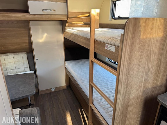 Bürstner Premio Plus 510 TK 20 of 27