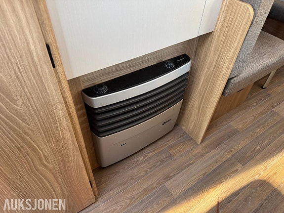 Bürstner Premio Plus 510 TK 22 of 27