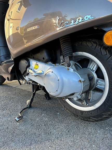 Vespa Primavera 50 12 of 14