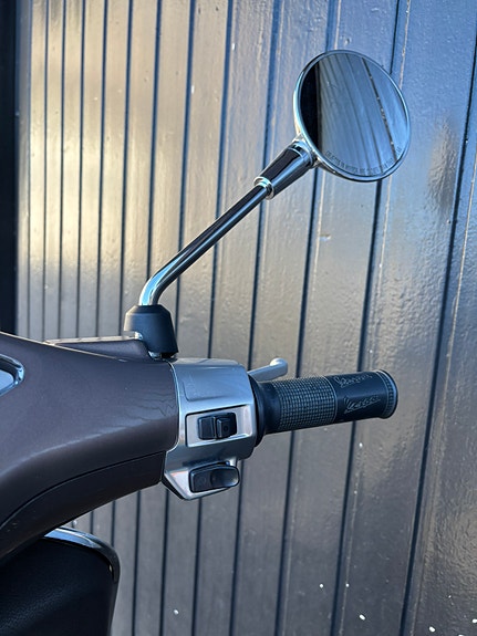 Vespa Primavera 50 8 of 14