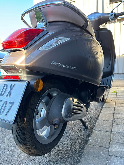 Vespa Primavera 50 13 of 14