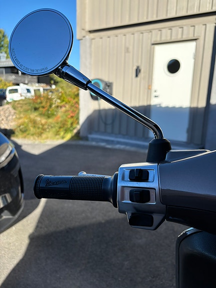 Vespa Primavera 50 7 of 14