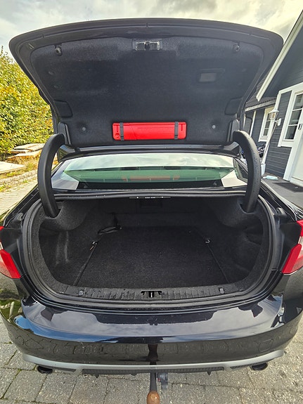 Volvo S60 11 of 23