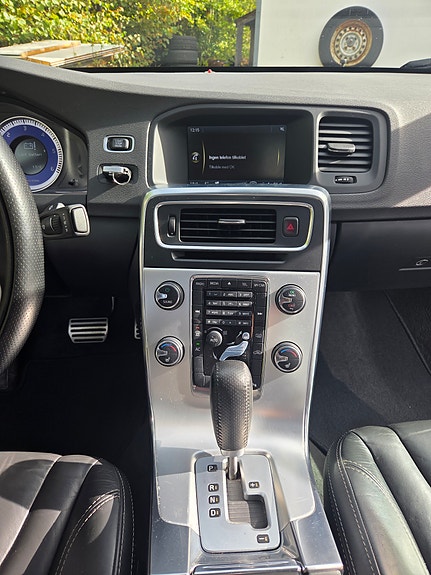 Volvo S60 15 of 23