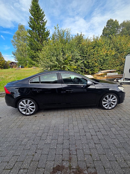 Volvo S60 7 of 23
