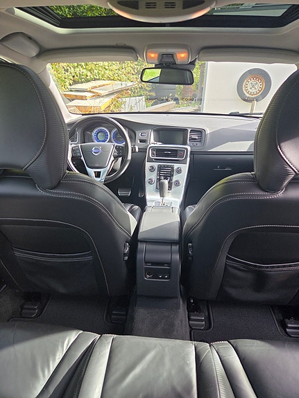 Volvo S60 17 of 23