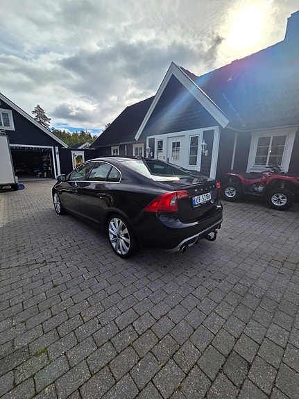 Volvo S60 3 of 23