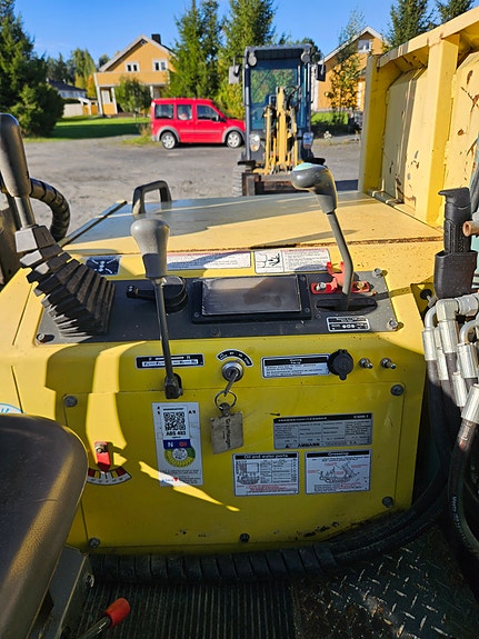 Yanmar C30R 12 of 19