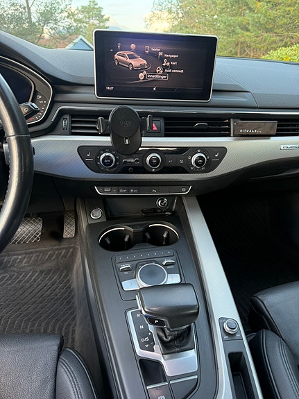 Audi A4 11 of 30