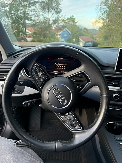 Audi A4 9 of 30