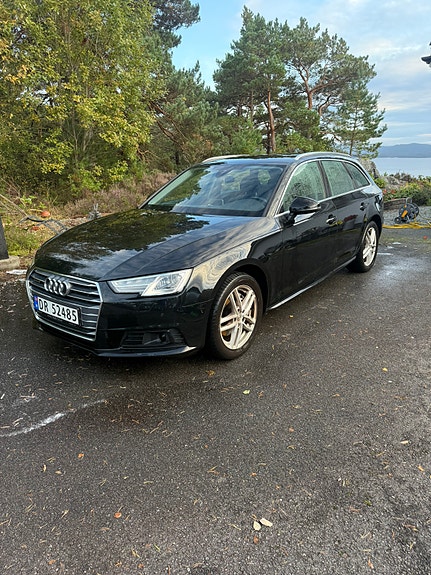 Audi A4 5 of 30