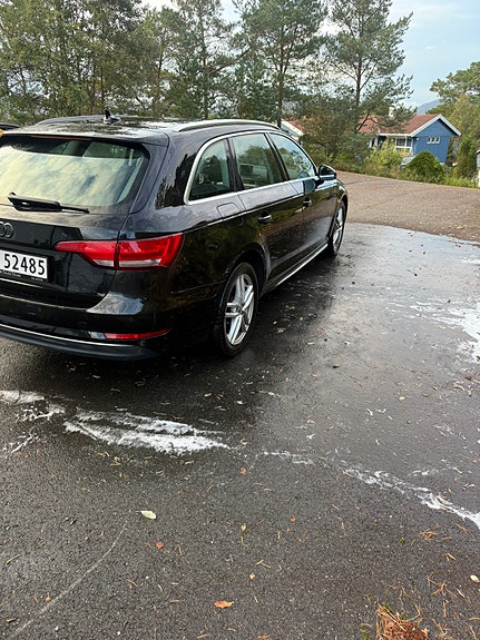 Audi A4 3 of 30