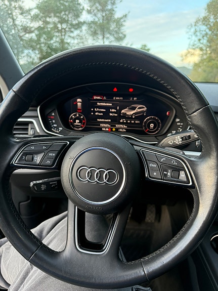Audi A4 12 of 30