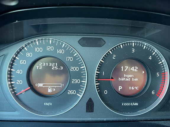 Volvo S80 24 of 30