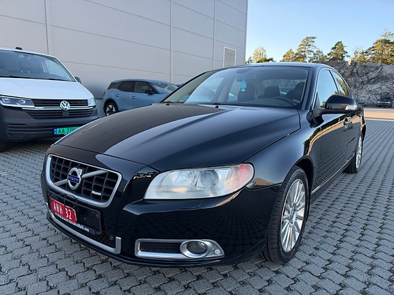 Volvo S80 3 of 30