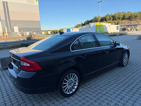 Volvo S80 11 of 30