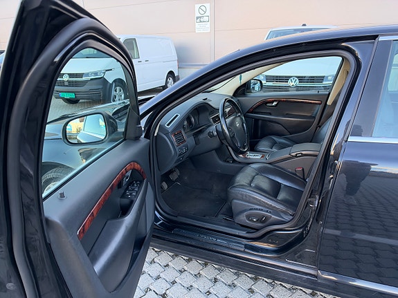 Volvo S80 13 of 30
