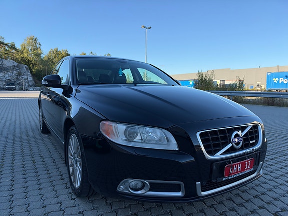 Volvo S80 6 of 30