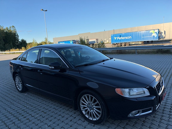 Volvo S80 5 of 30