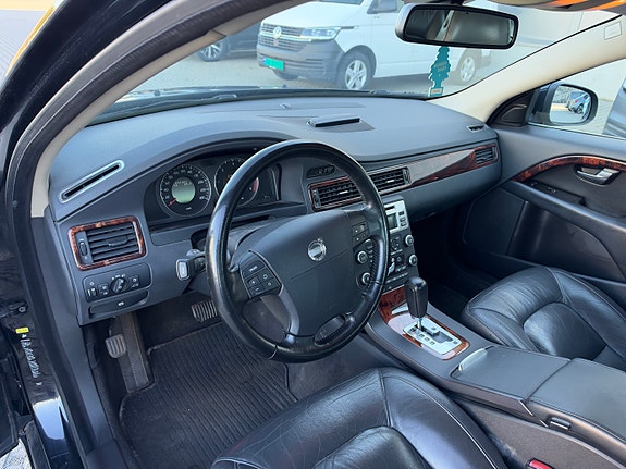 Volvo S80 15 of 30
