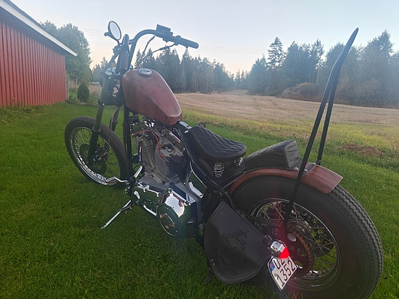 Harley-Davidson FLSTC Heritage Softail Classic 5 of 9