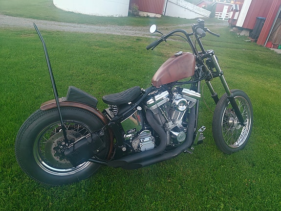 Harley-Davidson FLSTC Heritage Softail Classic 6 of 9