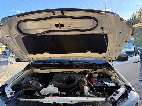 Isuzu D-max 6 of 30