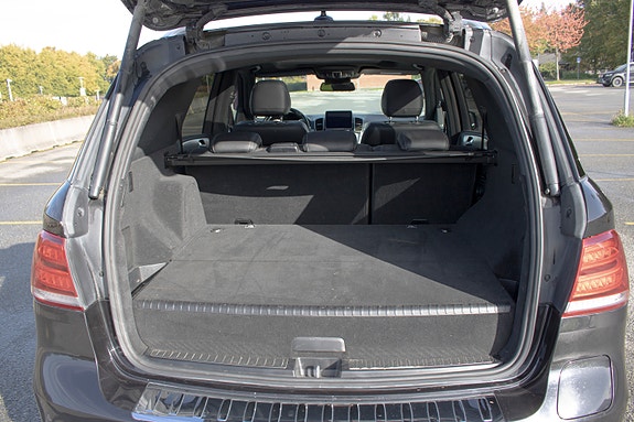 Mercedes-Benz GLE500 e 15 of 18