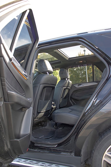 Mercedes-Benz GLE500 e 12 of 18