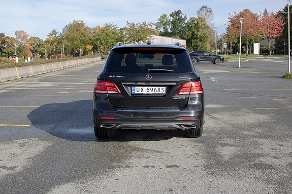 Mercedes-Benz GLE500 e 5 of 18