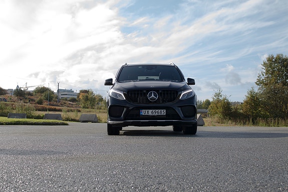 Mercedes-Benz GLE500 e 10 of 18