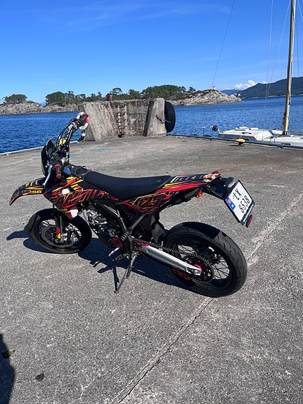 Fantic XMF 125 5 of 18