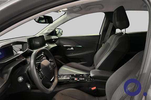Peugeot e-208 12 of 28