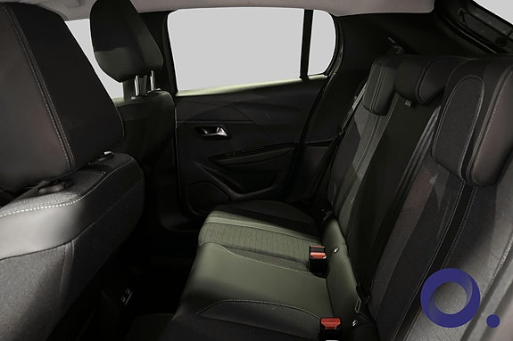 Peugeot e-208 11 of 28