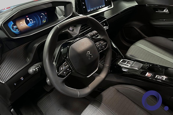 Peugeot e-208 13 of 28