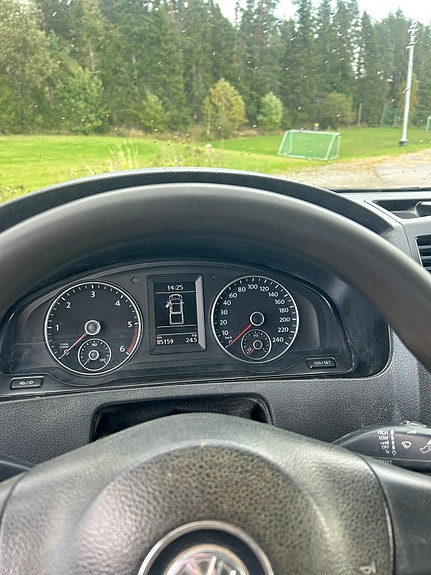 Volkswagen Transporter 10 of 15