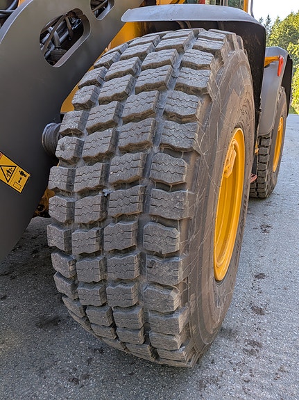 Volvo L60H | STEG 5 | 7 150 T | SPAKSTYRING | 3. / 4. FUNKSJON | NYE HJUL! 18 of 30