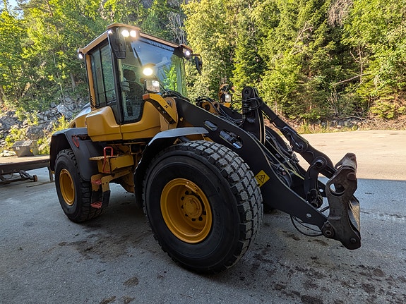 Volvo L60H | STEG 5 | 7 150 T | SPAKSTYRING | 3. / 4. FUNKSJON | NYE HJUL! 7 of 30
