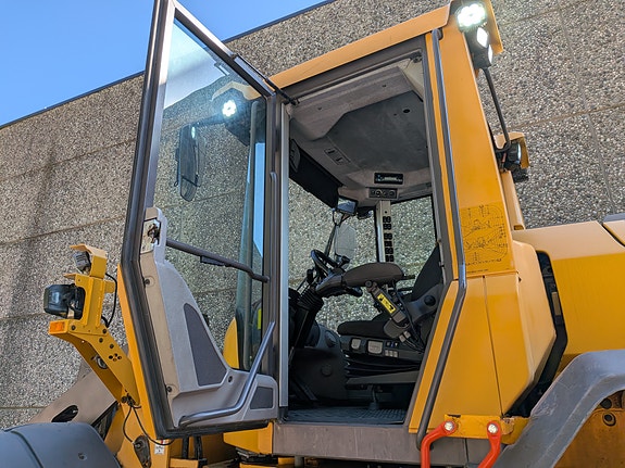 Volvo L60H | STEG 5 | 7 150 T | SPAKSTYRING | 3. / 4. FUNKSJON | NYE HJUL! 21 of 30